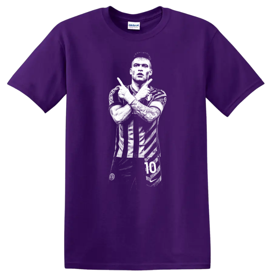 Black and white retro soccer portrait of Lautaro Martínez on a T Shirt on a Purple T Shirt