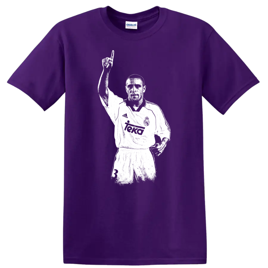 Retro soccer legend portrait of Roberto Carlos in vintage style T Shirt on a Purple T Shirt