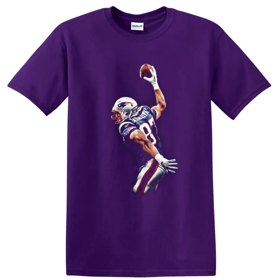 Rob Gronkowski Patriots football player making a one-handed catch in dramatic action art on a Purple T Shirt