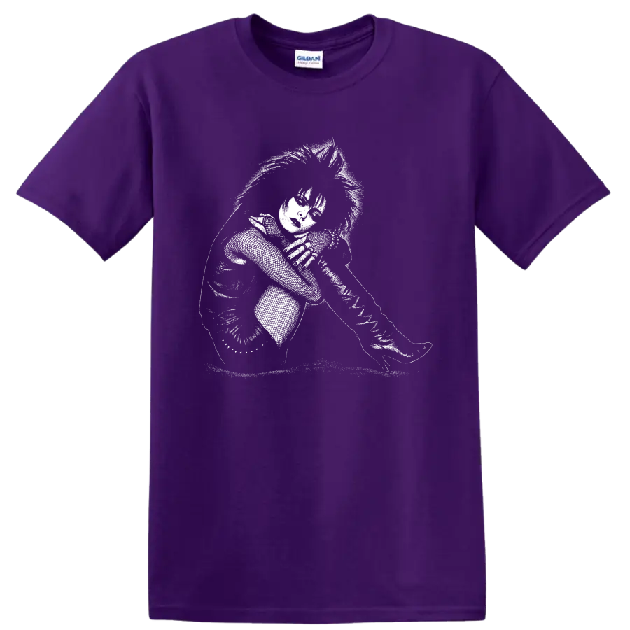 Siouxsie Sioux monochrome portrait singing into microphone in gothic punk style on a Purple T Shirt