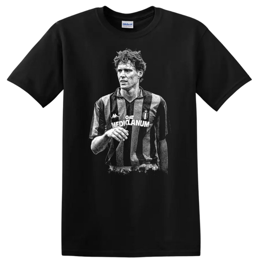 Black and white retro soccer portrait of Marco van Basten T shirt - Black