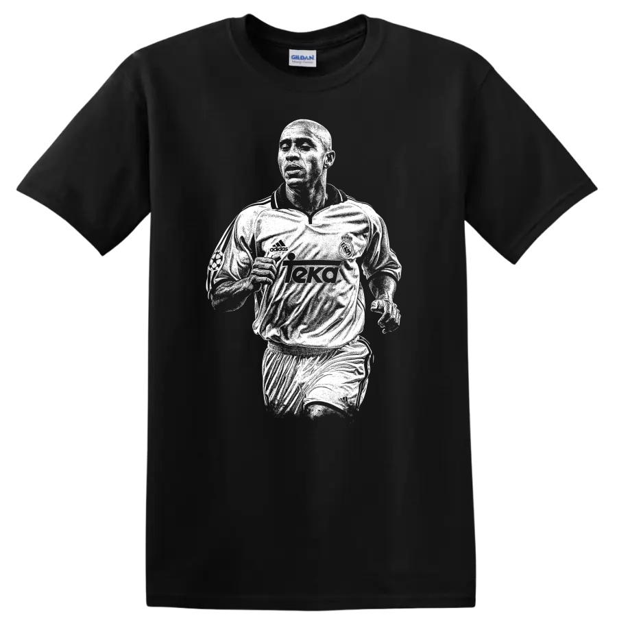 Retro soccer portrait of Roberto Carlos da Silva Rocha legend style T - Black
