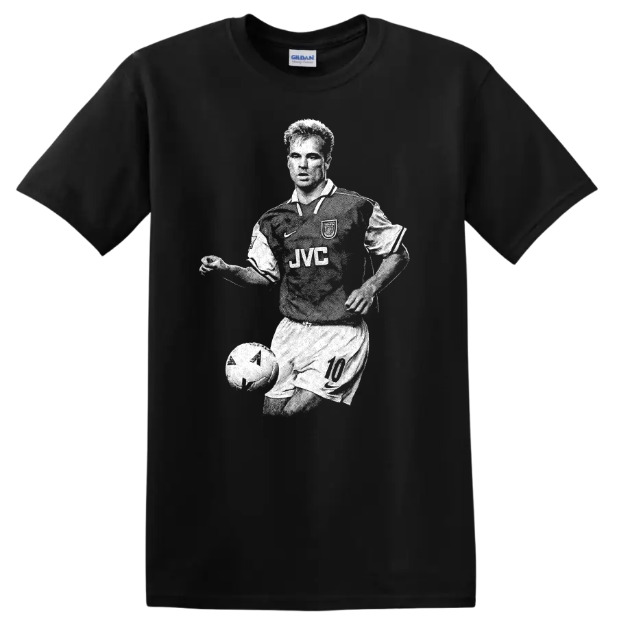 Retro soccer player portrait of Dennis Bergkamp on T - Black