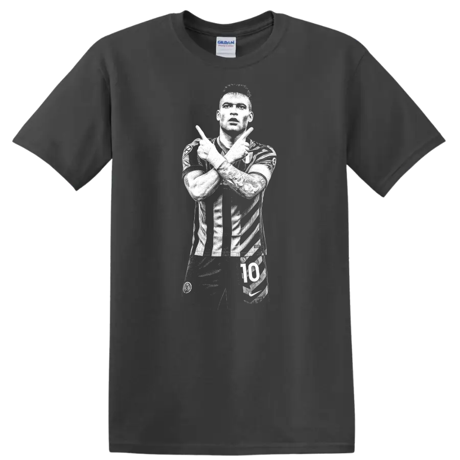 Black and white retro soccer portrait of Lautaro Martínez on a T - Charcoal