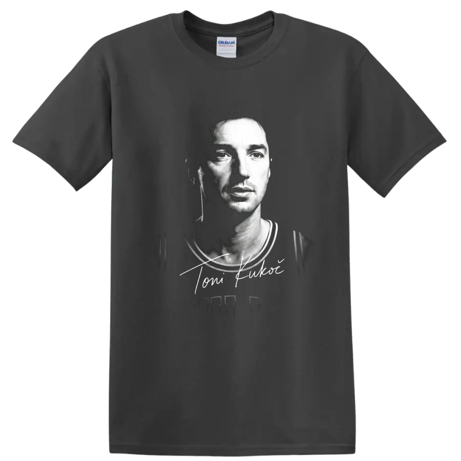 Toni Kukoč Chicago Bulls No. 7 monochrome basketball portrait with signature detail on a Charcoal T Shirt