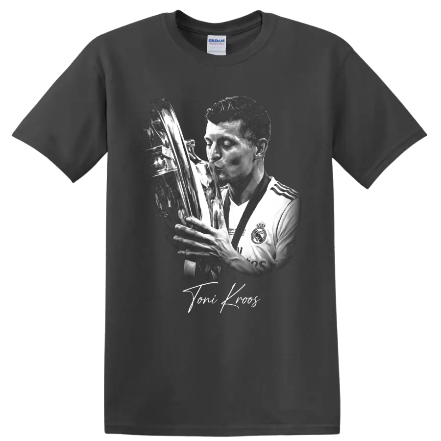 Toni Kroos Real Madrid trophy portrait in detailed monochrome soccer graphic style on a Charcoal T Shirt
