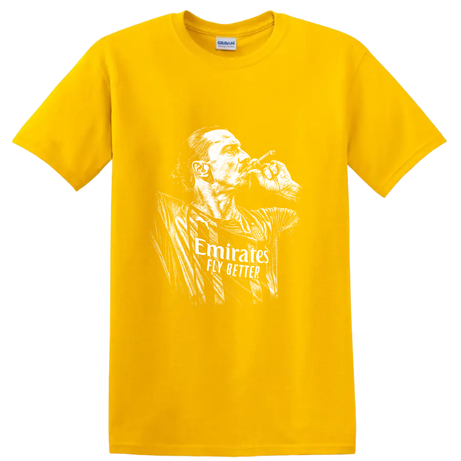 Retro soccer portrait of Zlatan Ibrahimović style graphic T - Daisy (Yellow)