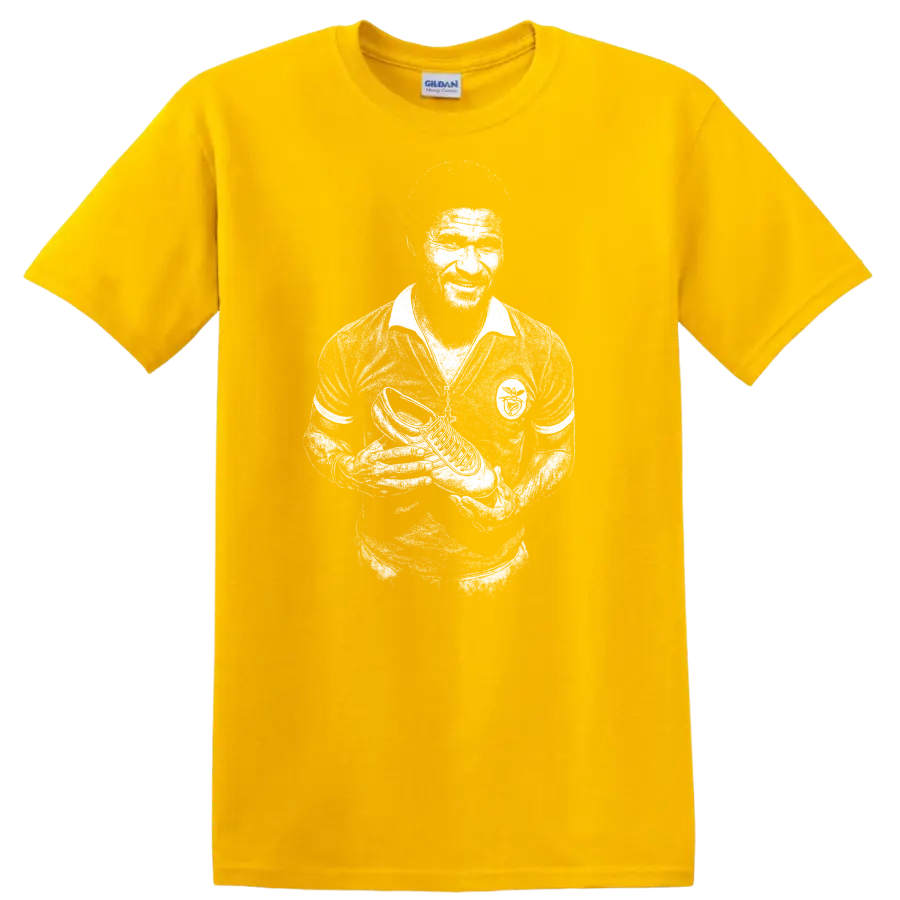 Retro black and white portrait of Eusébio da Silva Ferreira on T - Daisy (Yellow)