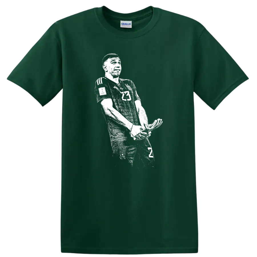 Retro soccer Emiliano Martínez portrait in black and white on a T - Forest Green