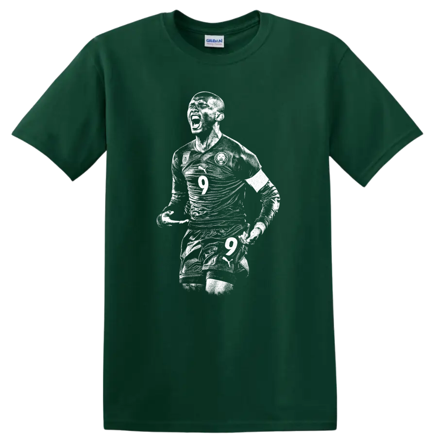 Black and white retro soccer player portrait graphic T - Forest Green