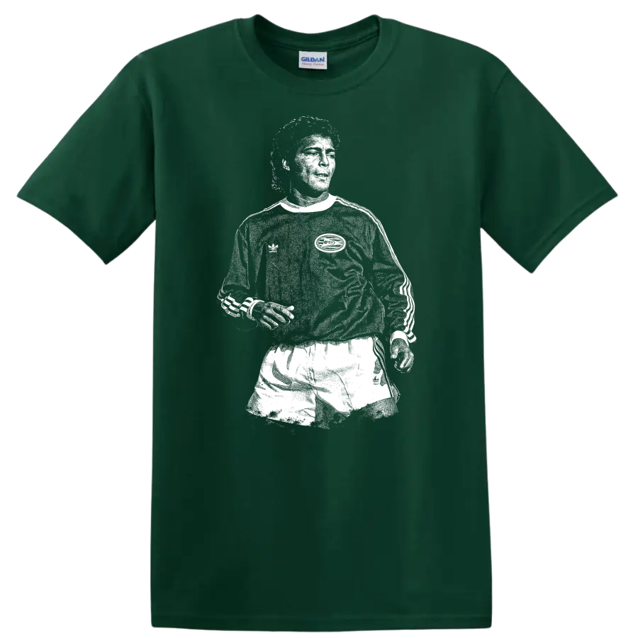 Retro soccer legend portrait of Romário in high-contrast black and white T Shirt - Forest Green