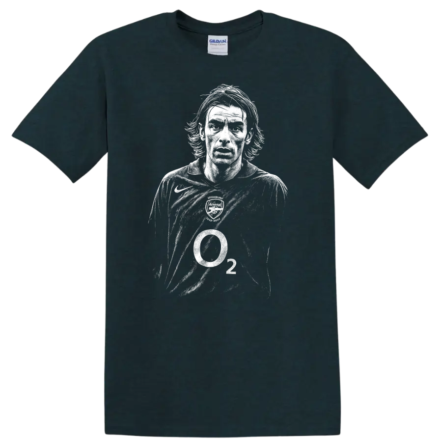 Retro soccer player portrait of Robert Pirès style in high-contrast black and white T shirt - Midnight (Green)