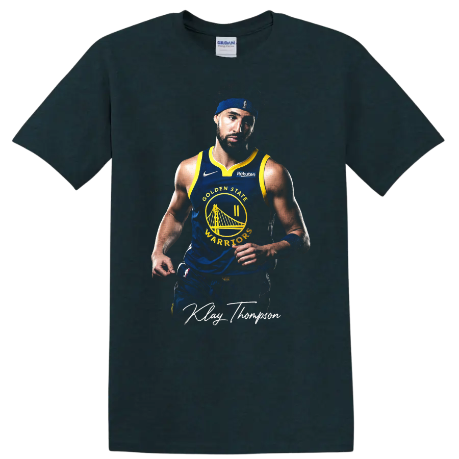 Stephen Curry Golden State Warriors number 30 basketball portrait with signature-style on a Midnight (Green) T Shirt
