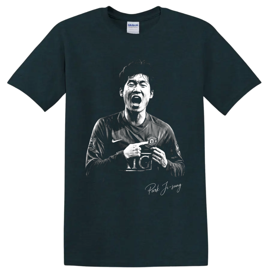 Park Ji-sung Manchester United soccer portrait in dramatic monochrome poster style on a Midnight (Green) T Shirt