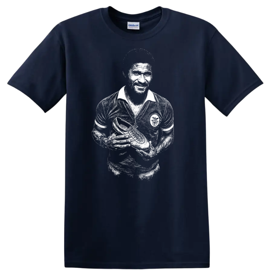 Retro black and white portrait of Eusébio da Silva Ferreira on T - Navy (Blue)