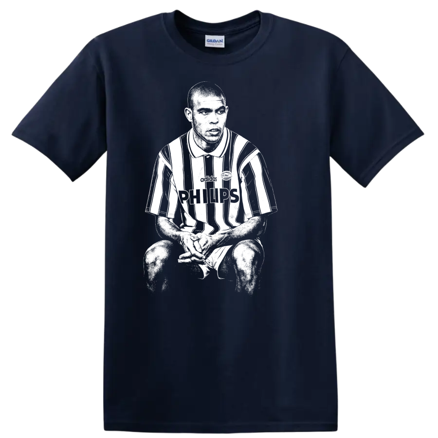 Black and white retro soccer portrait of Ronaldo Nazário style graphic T - Navy (Blue)