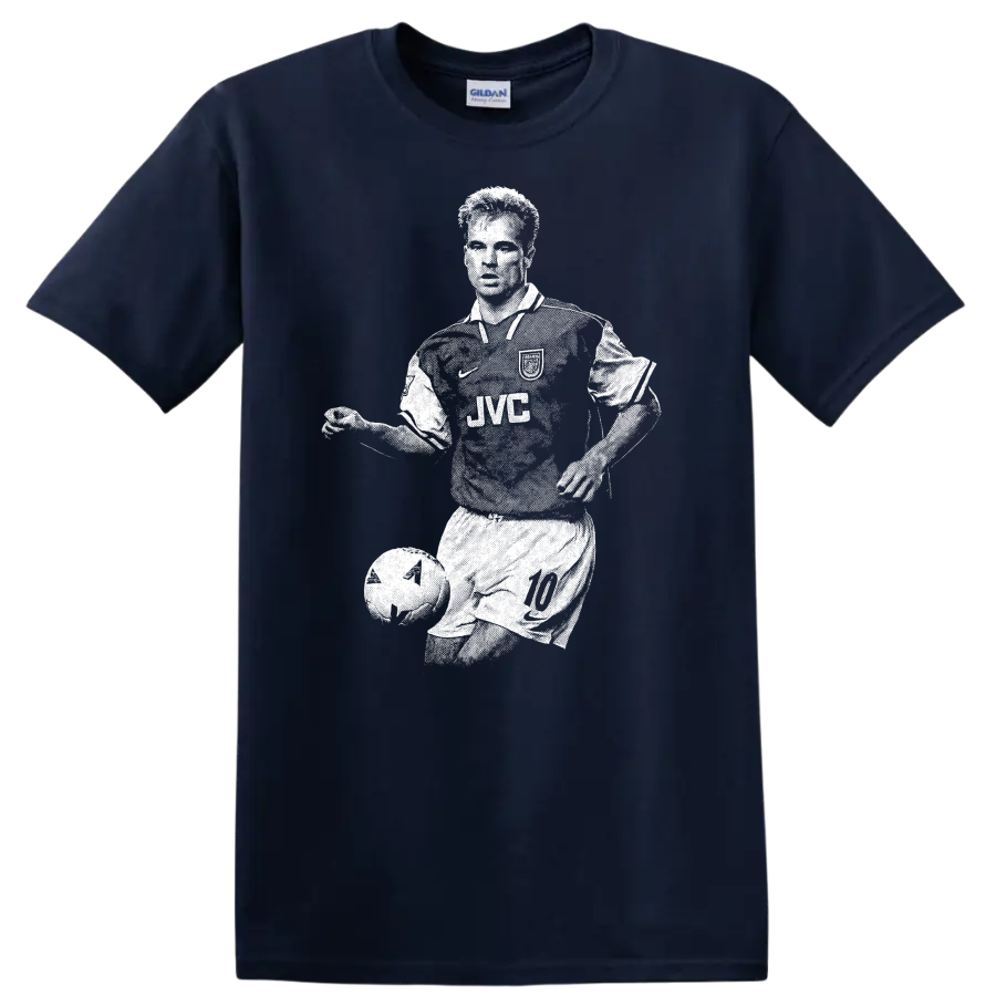 Retro soccer player portrait of Dennis Bergkamp on T - Navy (Blue)
