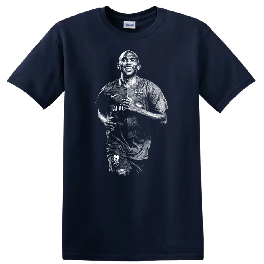 Retro soccer portrait style of Samuel Eto'o on a black T - Navy (Blue)