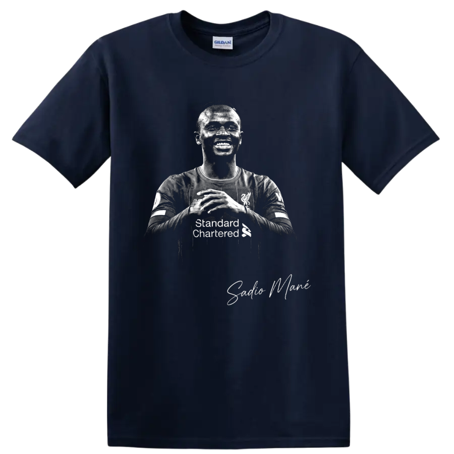 Sadio Mané Liverpool soccer portrait in high-contrast black-and-white with signature on a Navy (Blue) T Shirt