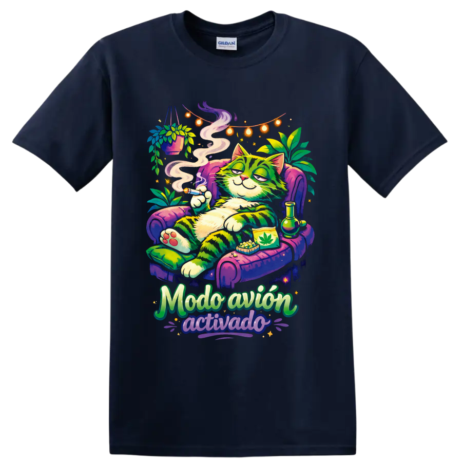 Psychedelic cannabis cat lounging with smoke, plants, and Modo avión activado text on a Navy (Blue) T Shirt
