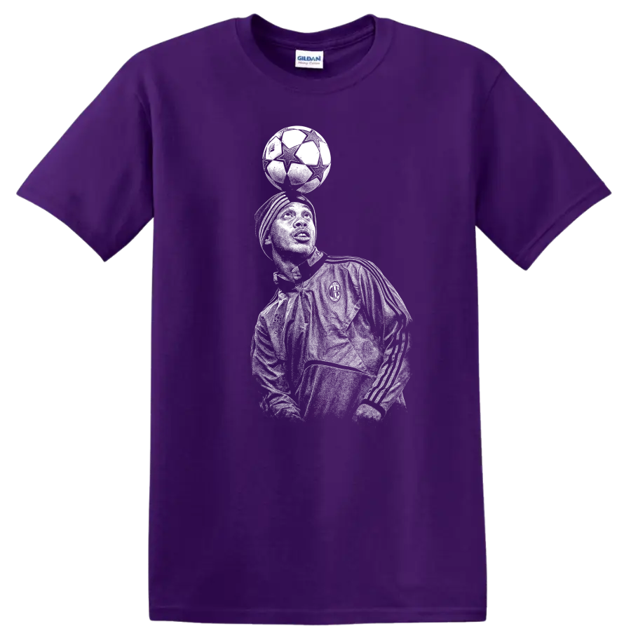 Retro soccer portrait of Ronaldo de Assis Moreira in legend style T - Purple