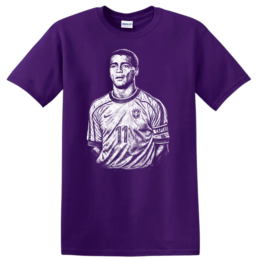 Retro soccer portrait legend style silhouette of Ronaldo Nazário T - Purple