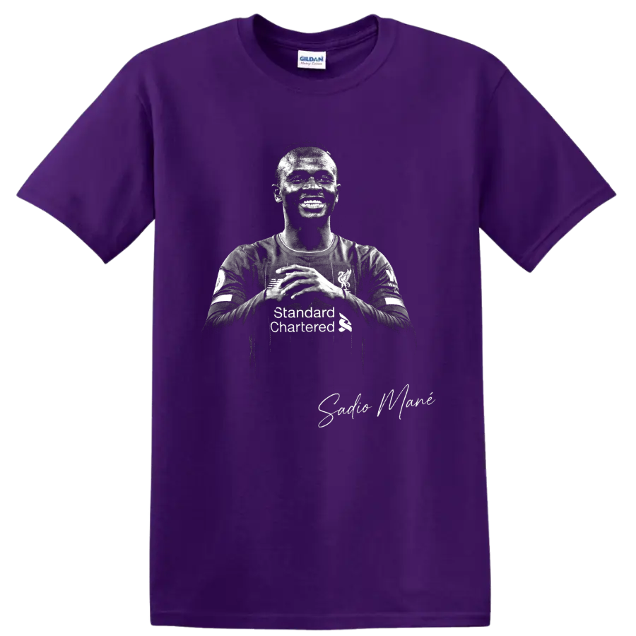 Sadio Mané Liverpool soccer portrait in high-contrast black-and-white with signature on a Purple T Shirt